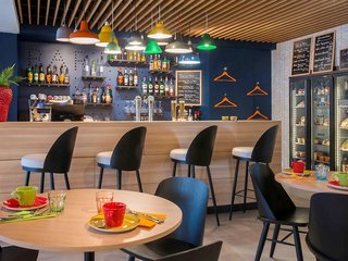 ibis styles nice cap 3000 airport