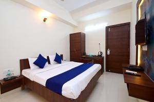 hotel hallmark by thc group