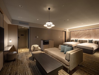 oriental hotel universal city