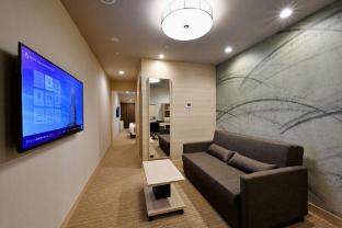 Oriental Hotel Universal City,Near <B>Universal Studios Japan</B>Â®,4 star