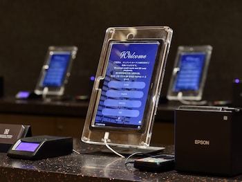 oriental hotel universal city