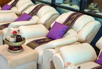 clarion hotel patong phuket