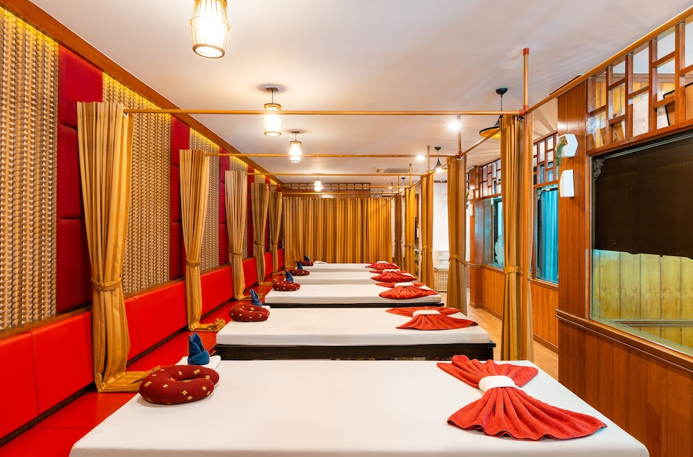 clarion hotel patong phuket