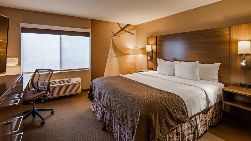 executive inn and suites embarcadero cove