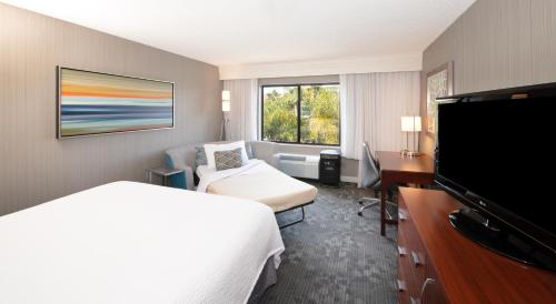 courtyard by marriott oakland airport