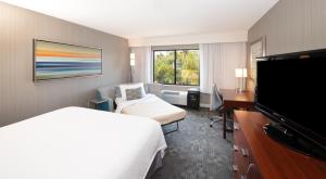 courtyard by marriott oakland airport