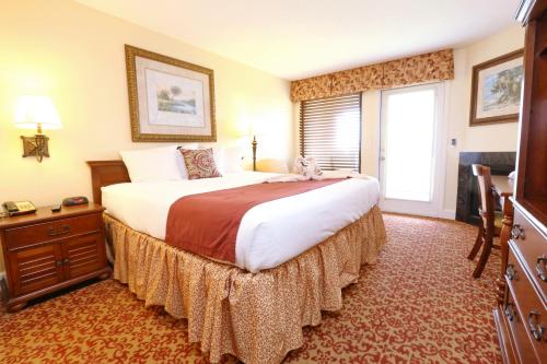 la fiesta ocean inn and suites