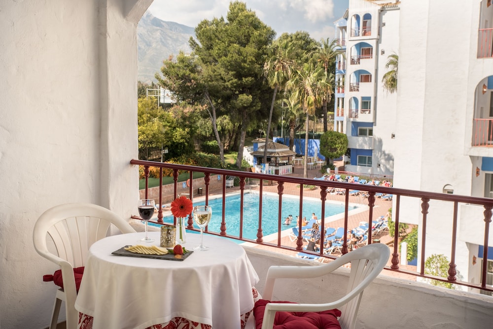 occidental puerto banus