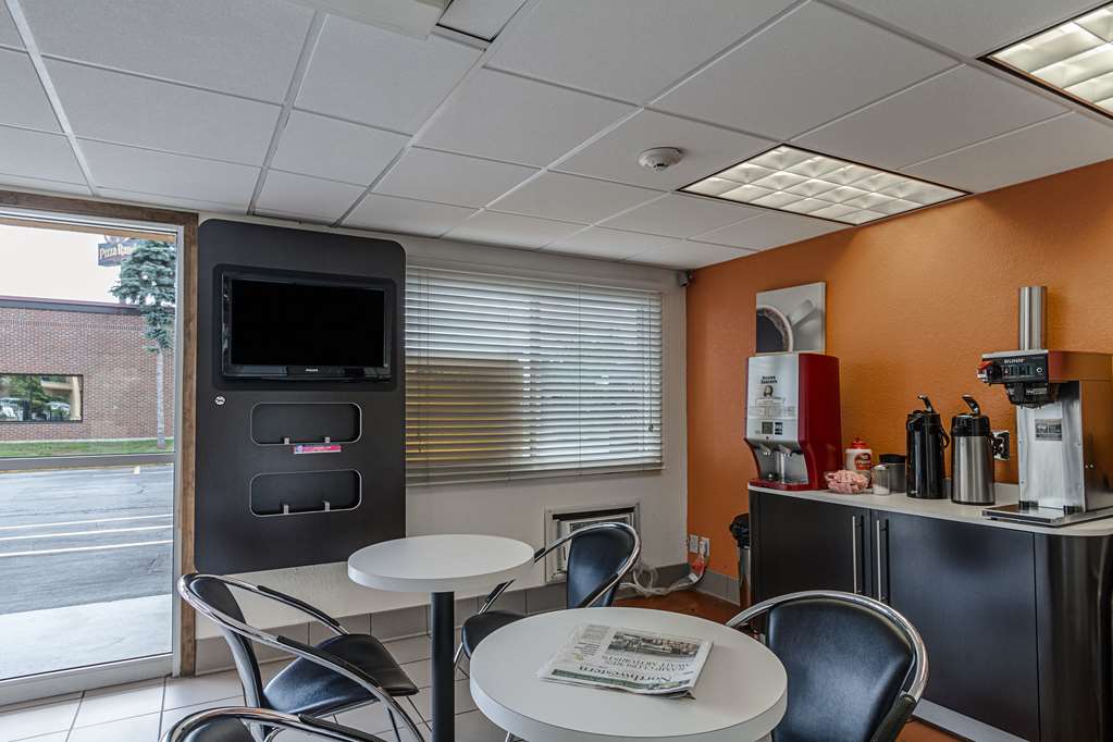 motel 6 oshkosh wi