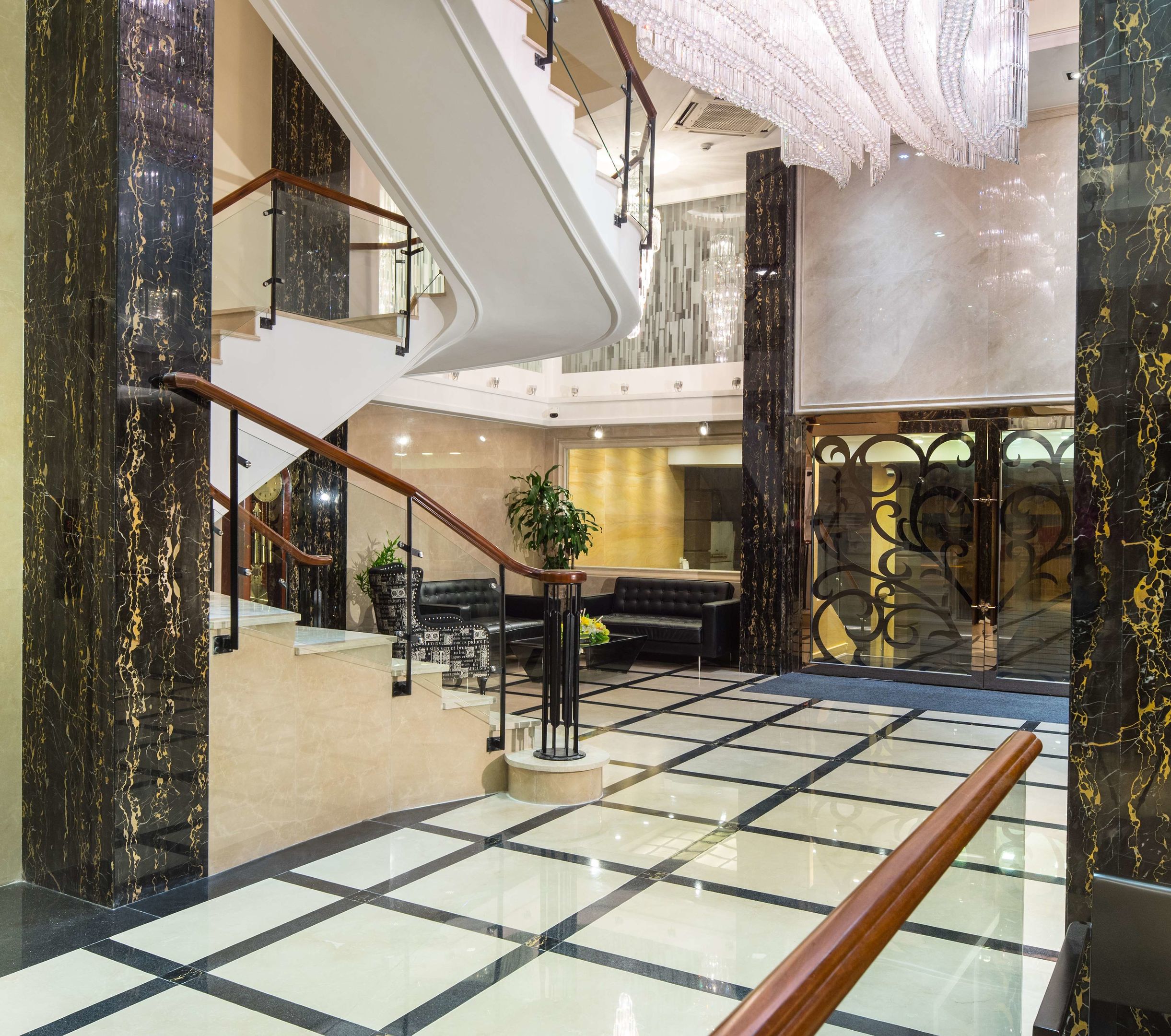 empress hotel hochiminh city