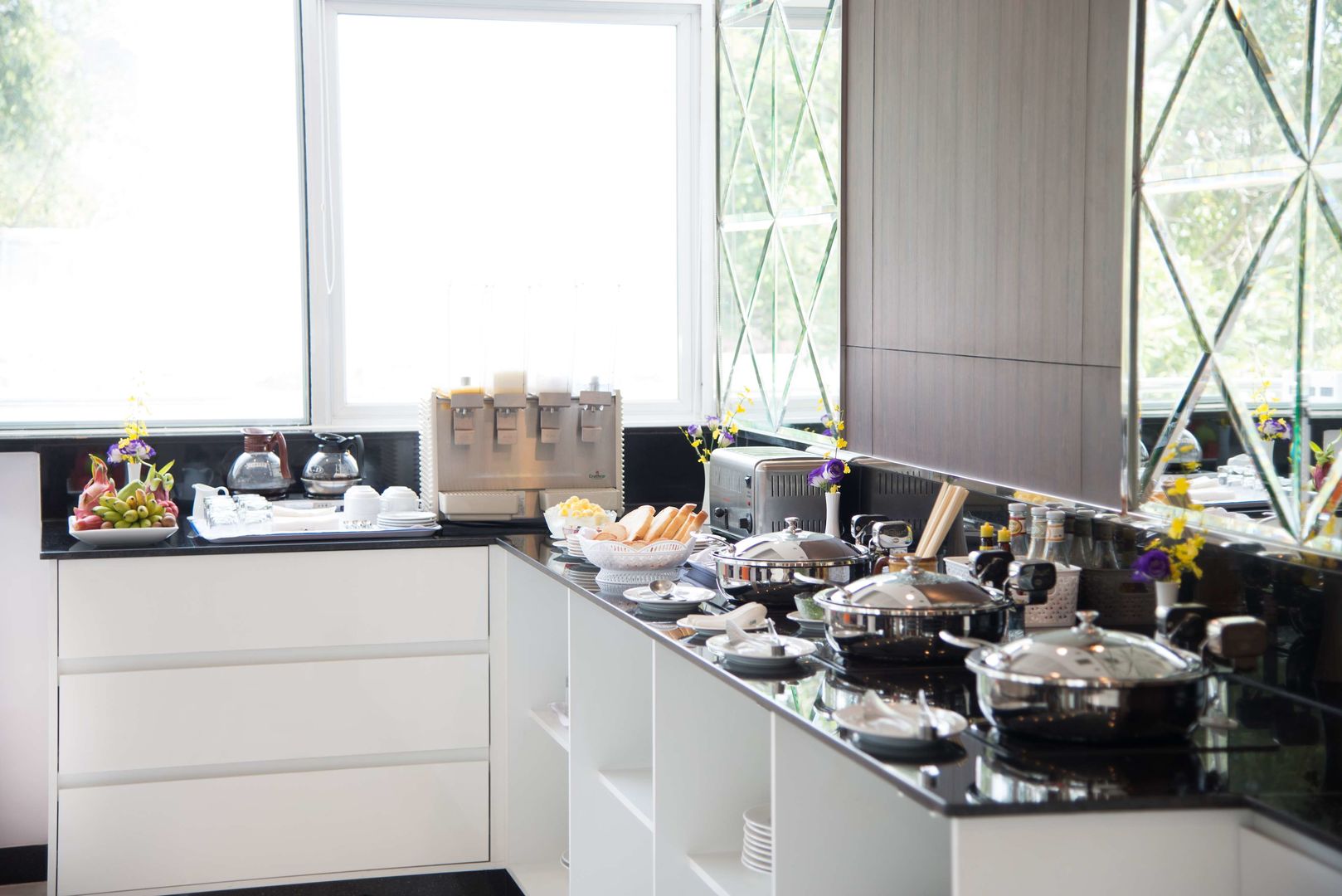 empress hotel hochiminh city