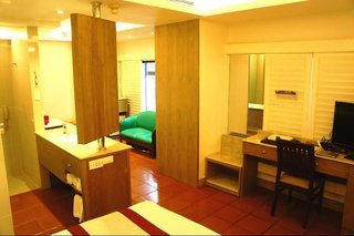 Empress Hotel Hochiminh City,136 Bui Thi Xuan Street, District 1,4 star