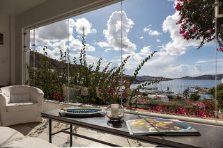 rhenia mykonos