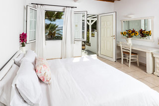 rhenia mykonos