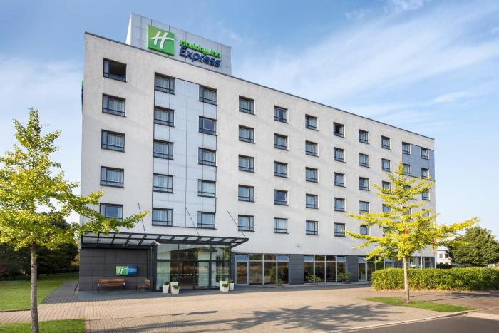 holiday inn express duesseldorf city nord by ihg