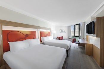 amora hotel brisbane