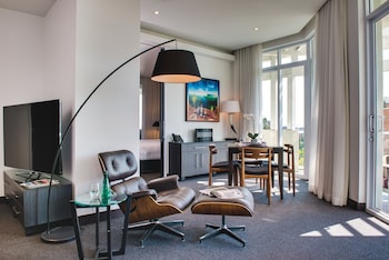 the point brisbane hotel