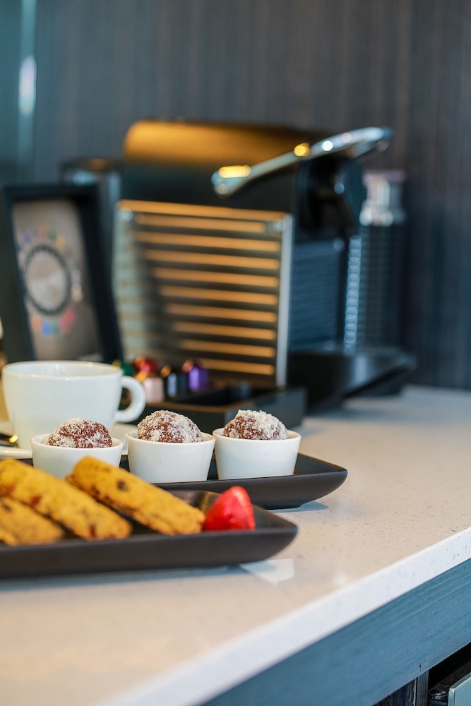 the point brisbane hotel