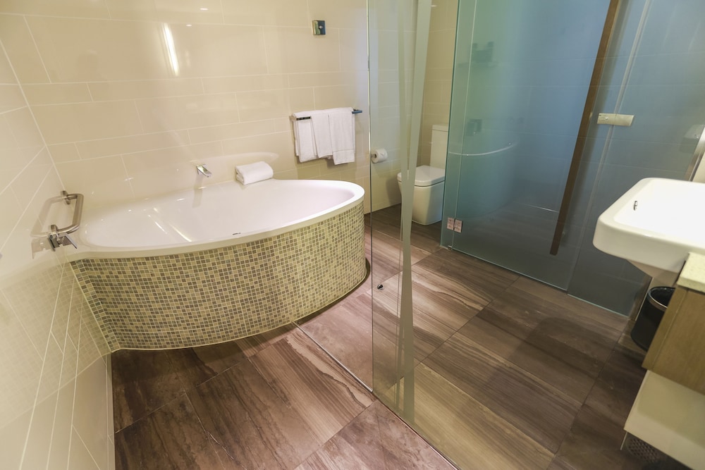 the point brisbane hotel