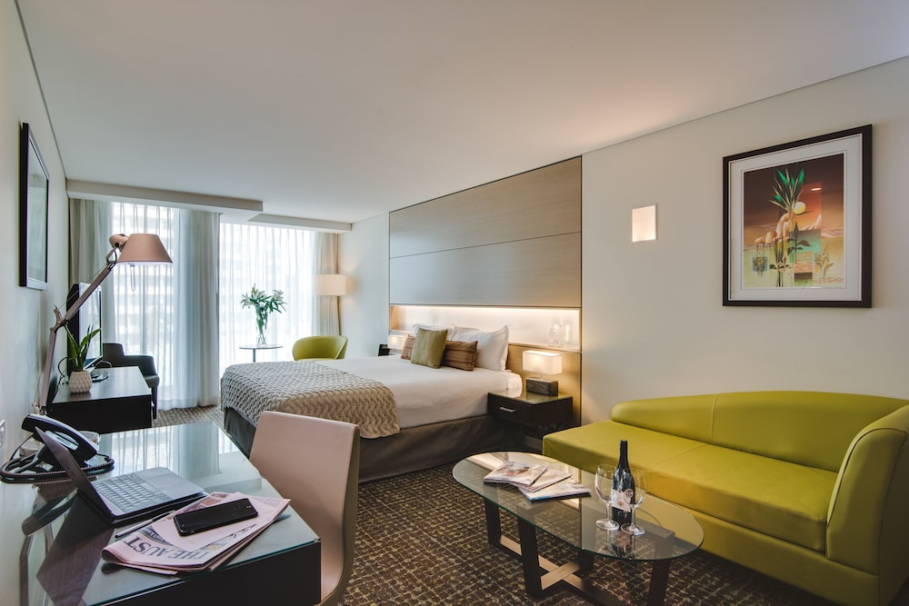 the point brisbane hotel