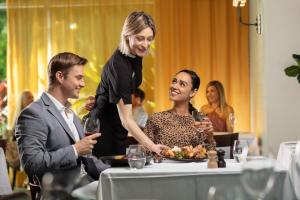 The Point Brisbane Hotel,Bowen Hills>>Ashgrove,5 star