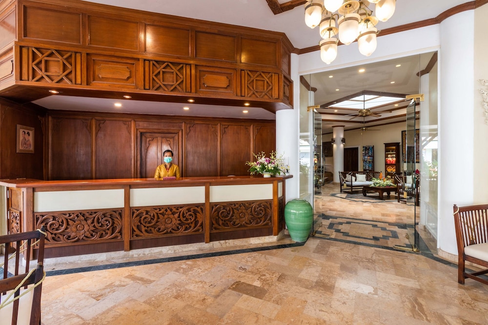 anavana beach resort