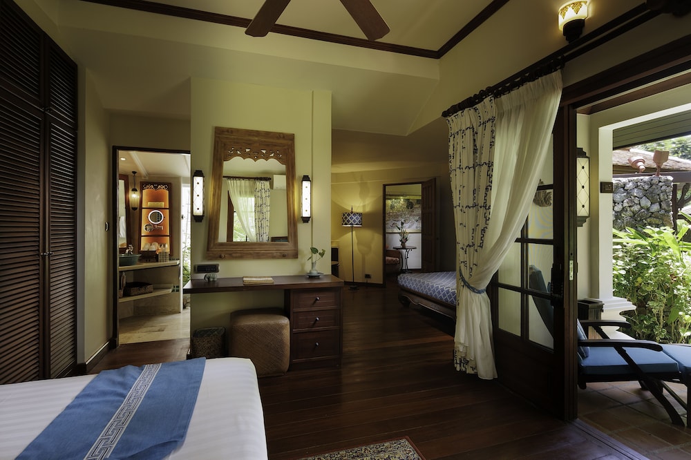 anavana beach resort