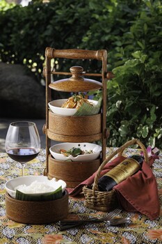 anavana beach resort