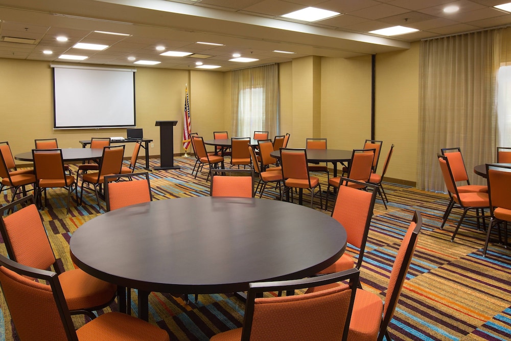 fairfield inn and suites by marriott columbus osu