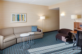fairfield inn and suites by marriott columbus osu