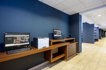 courtyard by marriott columbus airport