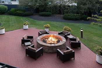 courtyard by marriott columbus airport