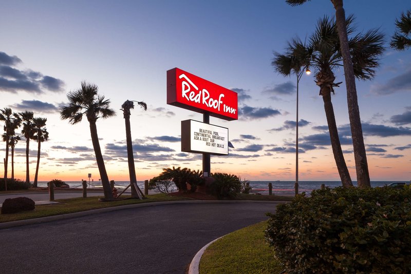 red roof inn galveston beachfront convention center