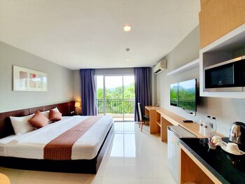 ahad ao nang by ma
