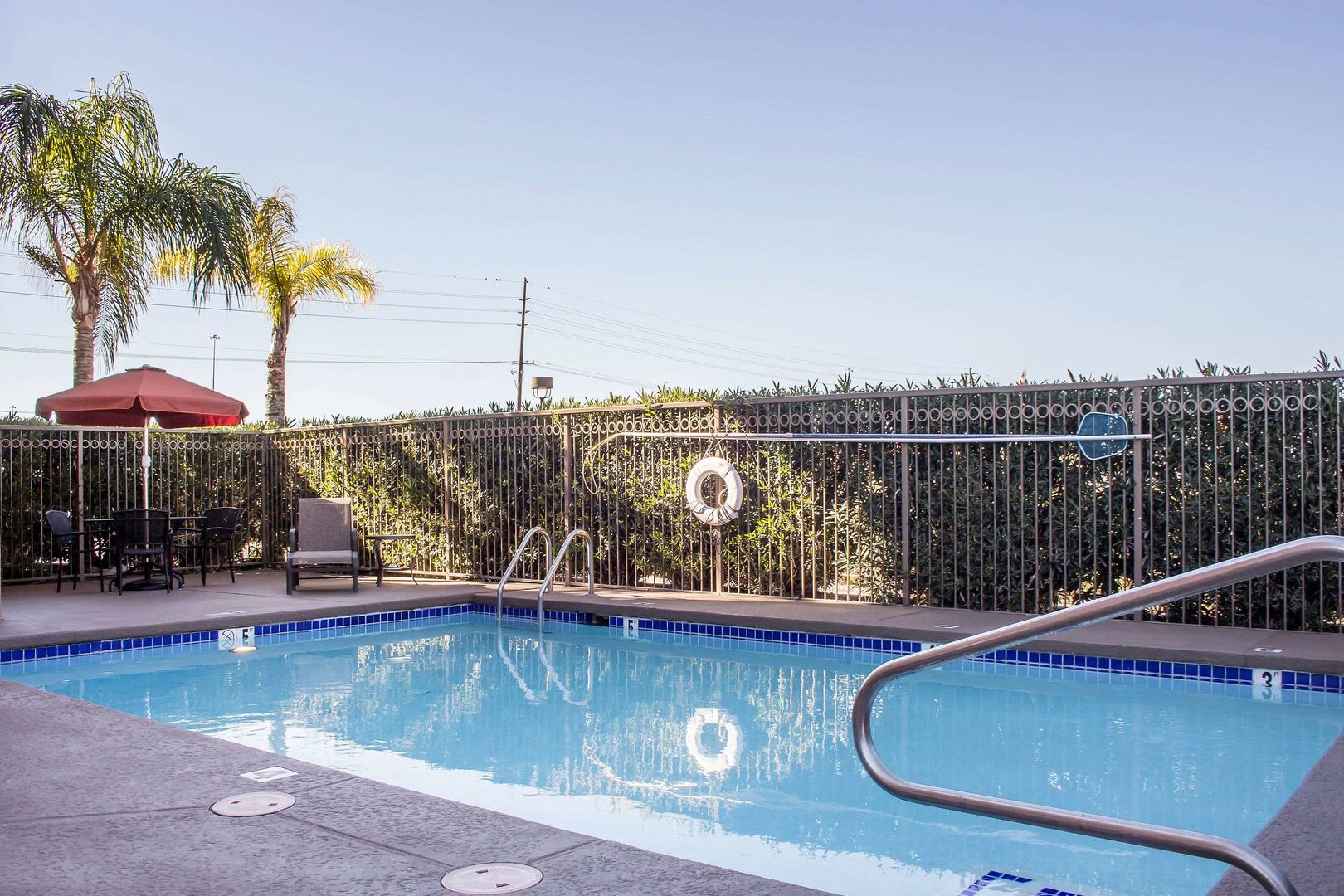 comfort inn and suites near kino sports complex