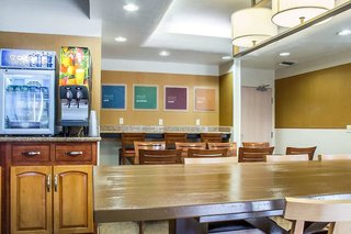 comfort inn and suites near kino sports complex