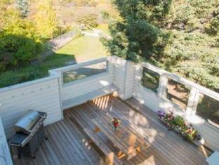 Lamphouse By Basecamp,,3 star