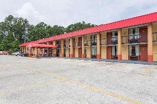 Travelodge By Wyndham Savannah Area/Richmond Hill,Richmond Hill>>Georgia,2 star