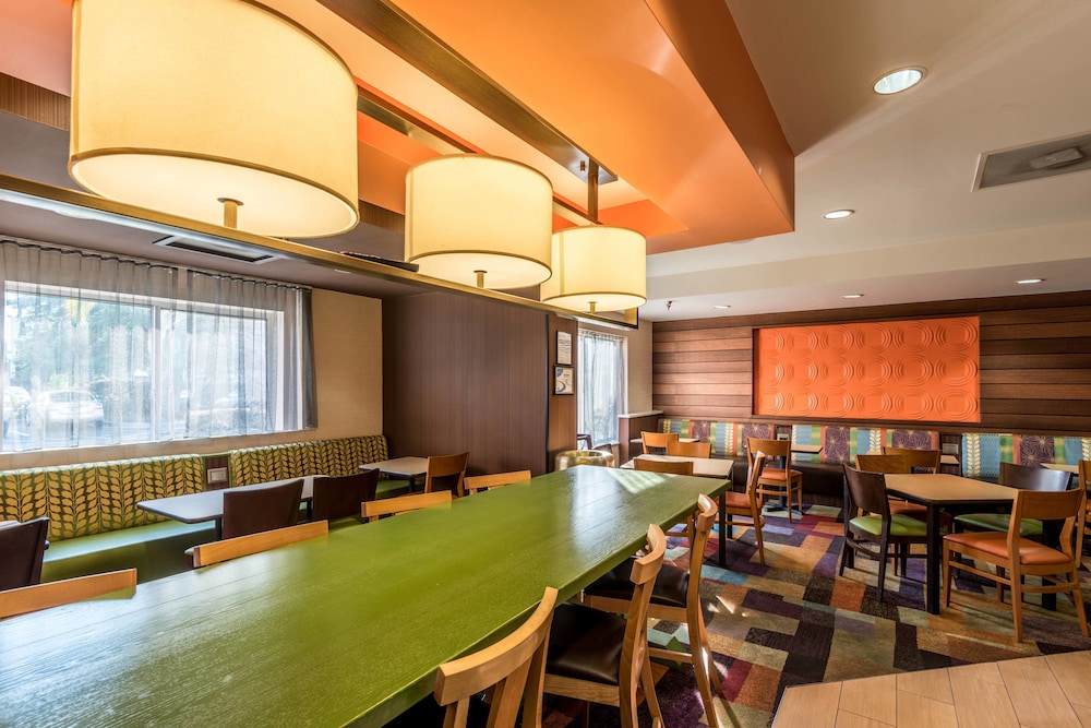 fairfield inn by marriott savannah i 95 south