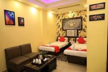 Hotel Ops,Garden Reach>>Kolkata,2 star