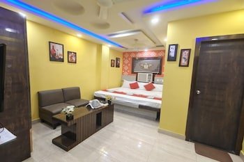 Hotel Ops,Garden Reach>>Kolkata,2 star