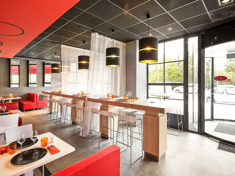 ibis marne la vallee champs