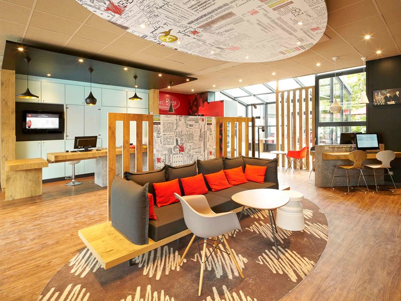 ibis marne la vallee champs