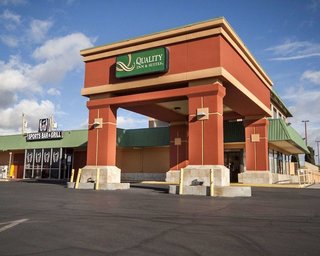 Quality Inn And Suites,El Paso International Airport>>El Paso,3 star