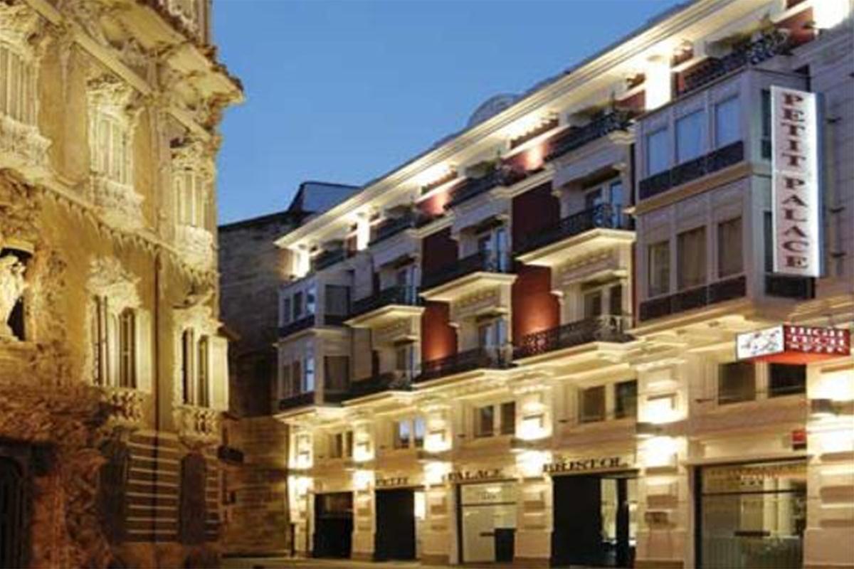 petit palace plaza de la reina hotel