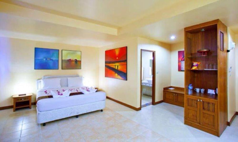 ricos patong residence