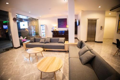 Rico's Patong Residence,,2 star