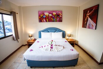 ricos patong residence