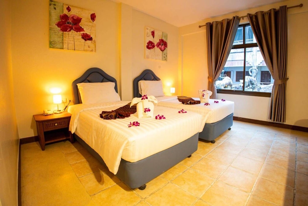 ricos patong residence