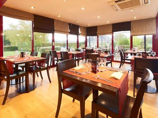 kyriad deauville st arnoult